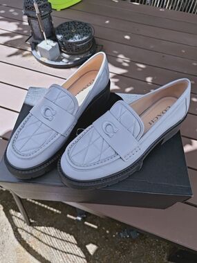 Coach Leah Quilted Loafer Grey Blue - Size 7.5
